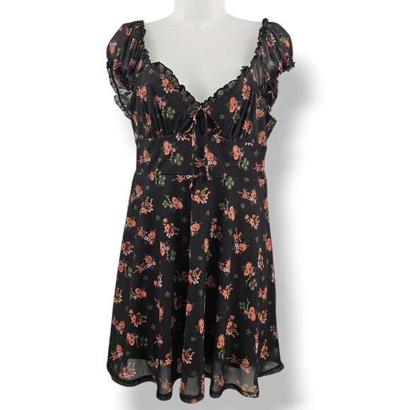 Urban Outfitters Dresses & Skirts - Vintage Y2K Urban Outfitters Babydoll Mini Dress M Dark Floral Ruffle Milkmaid